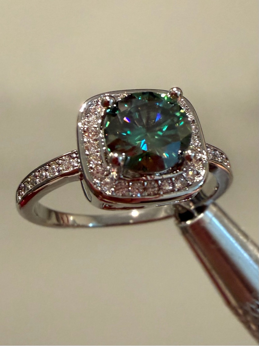 1.0CT NWT Green Mystic GRA MOISSANITE Ring in Silver Plated Size 7